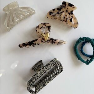 Hair Accessory Bundle 🤍